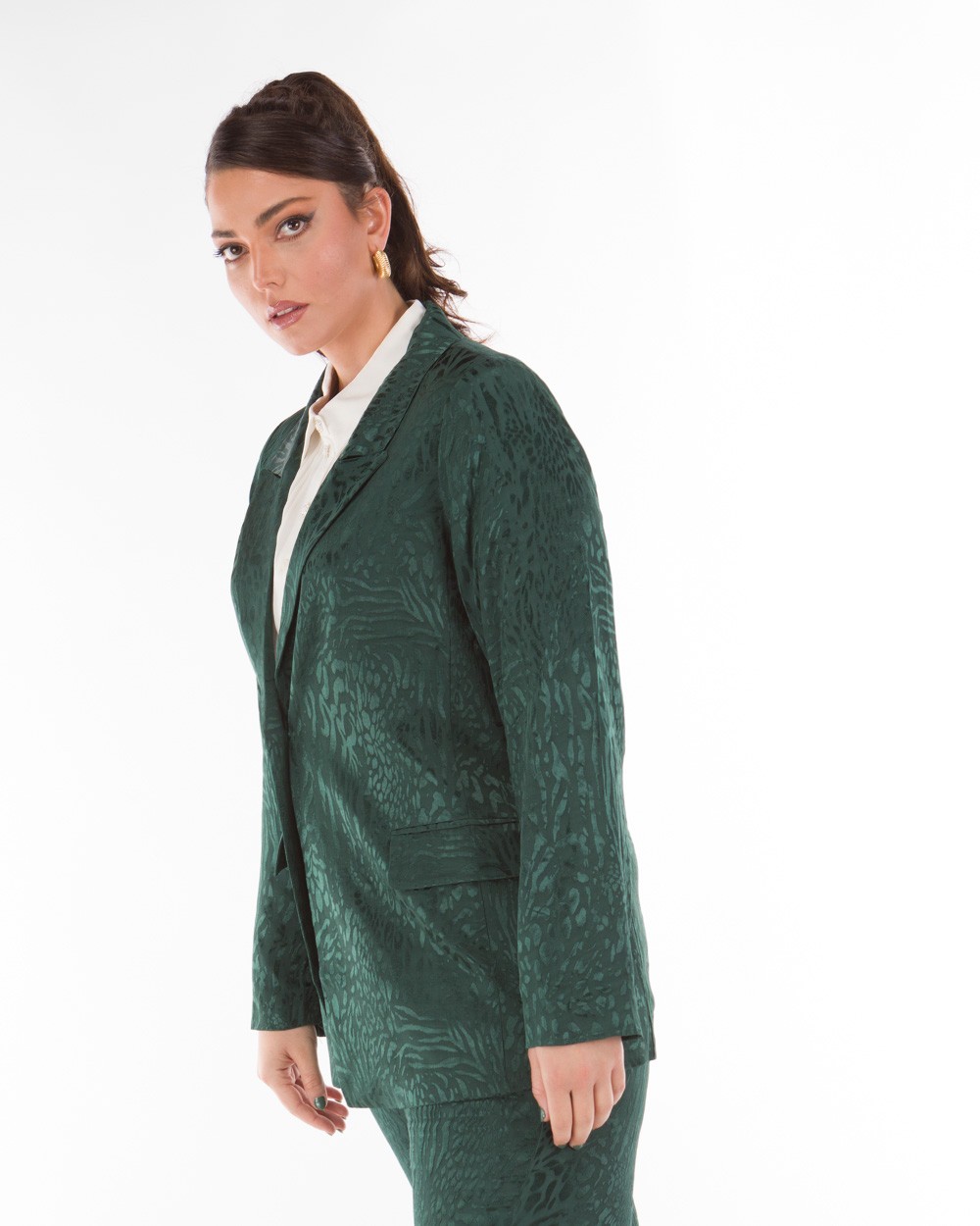 Sakaki-Me-Saten-Opsi-green-bodyform-3