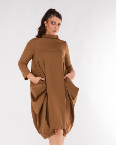 Forema-Asymmetro-Makrymaniko-Me-Laimoudia-Tamba-Bodyform-1