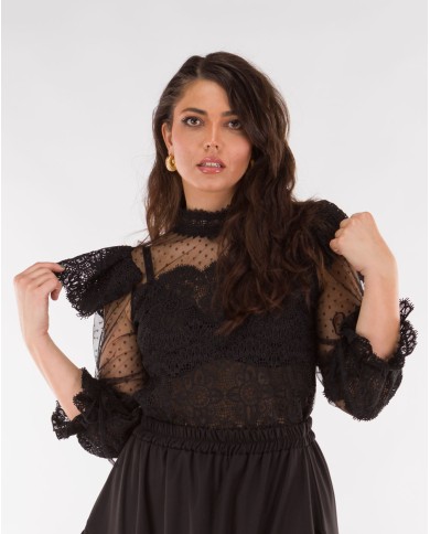 Blouza-Me-Leptomereies-Apo-Dantela-Black-Bodyform-1