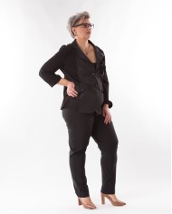 Panteloni-Kollito-Me-Elastikotita-Kai-Tsepes-Mauro-Bodyform-4