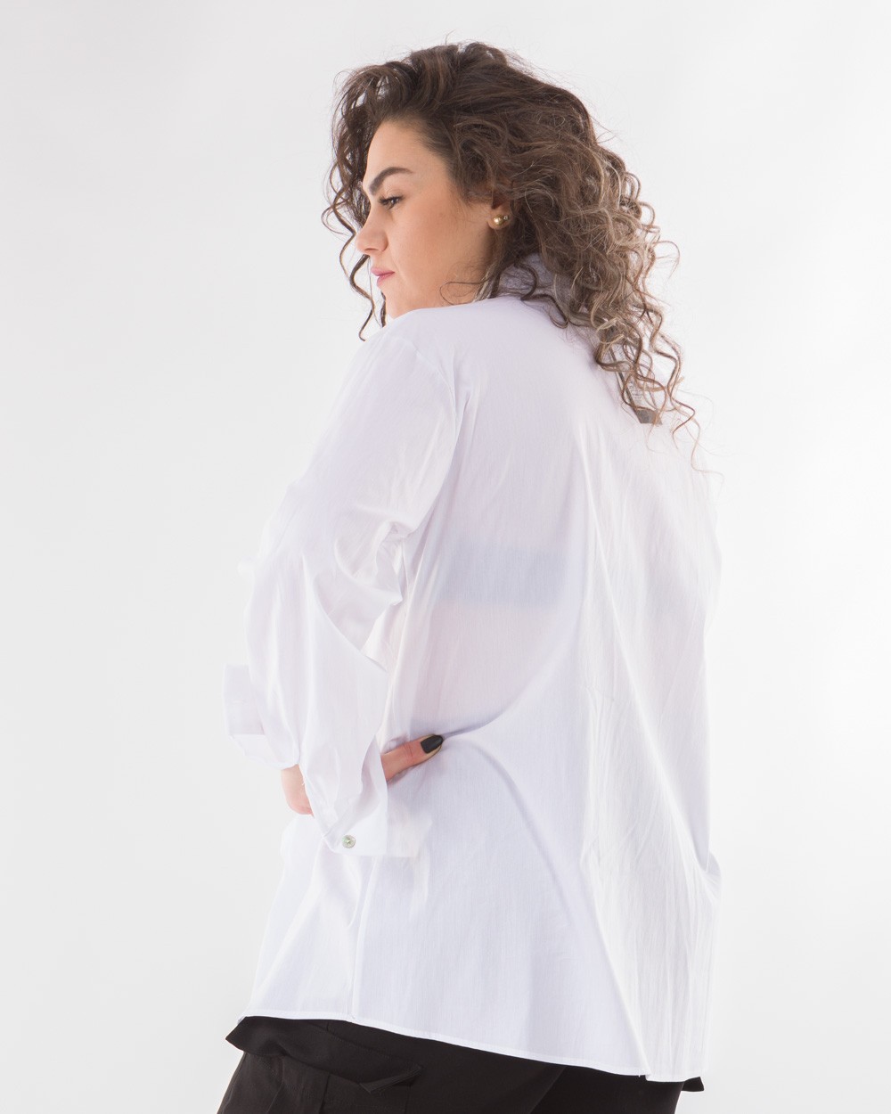 Poukamiso-Me-Volan-Stin-Patileta-Aspro-Bodyform-3