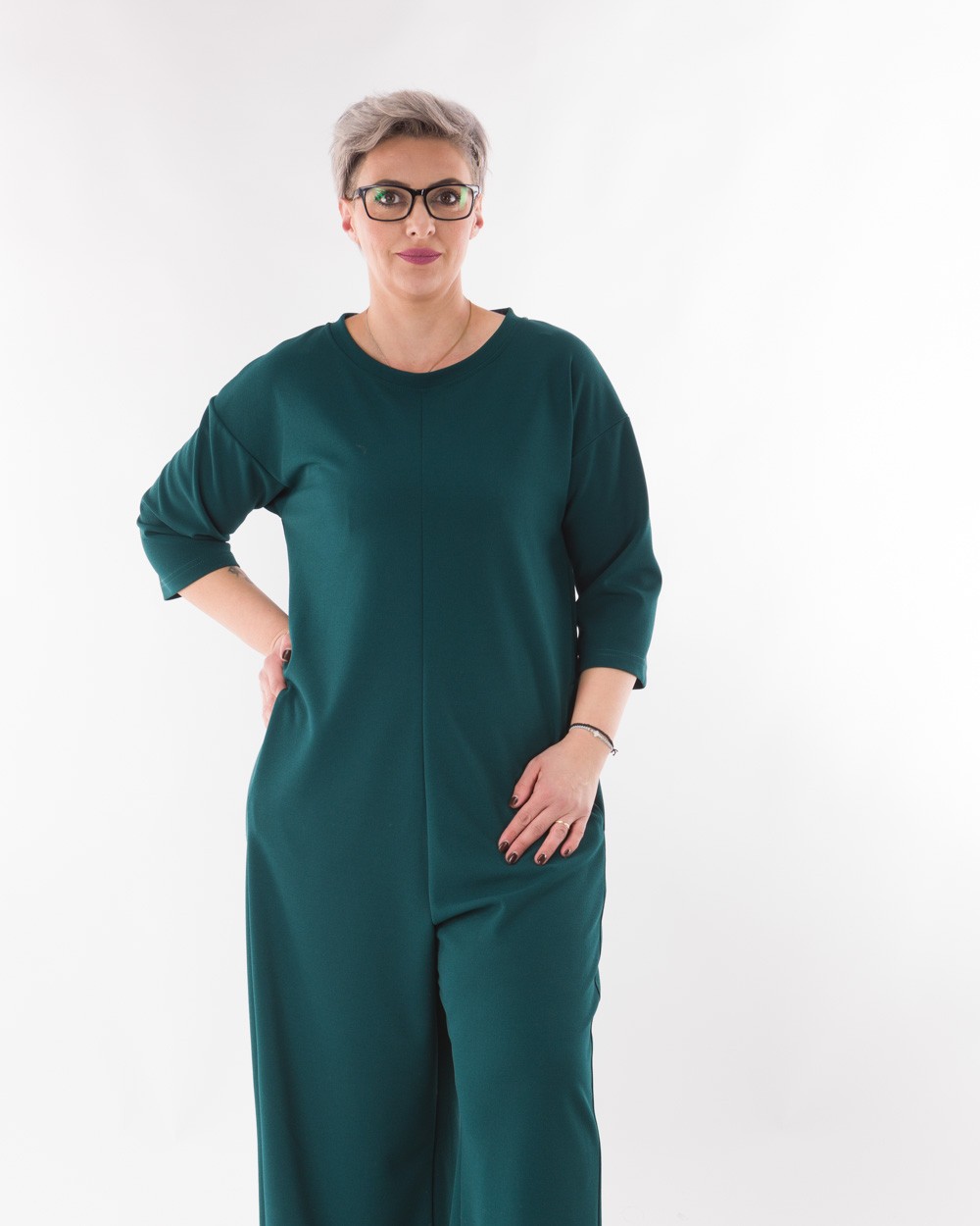 Olosomi-Forma-Monochromi-Me-Manikia-Troakar-Prasino-Bodyform-1