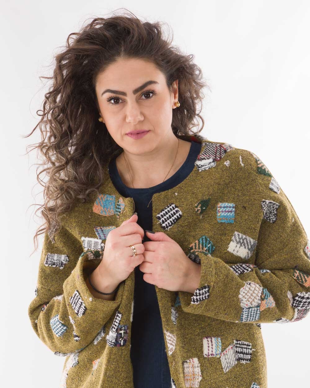 Imipalto-Mallino-Me-Schedio-Balomata-Moustardi-Bodyform-4