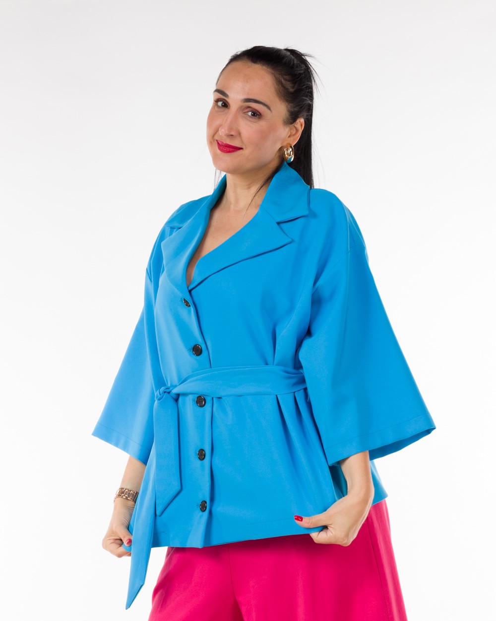 Sakaki- me- troakar- manikia -kai- zoni- sti- mesi-tirkouaz-bodyform-1-4590