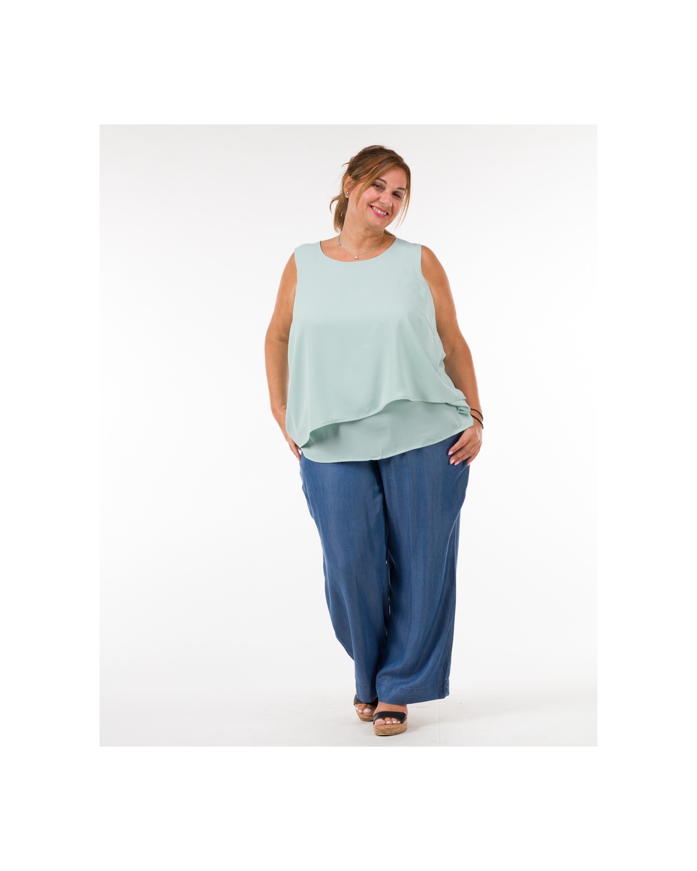 M58076A Blouza- me- koumpoma- piso- kai- skisimo- veraman- bodyform