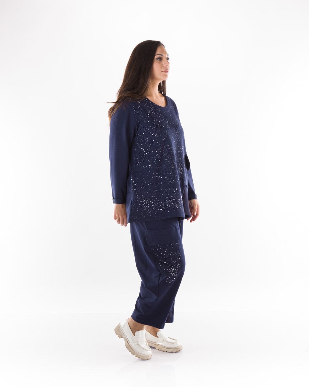 Blouza- ble- me -makry -maniki -kai -idiaitero- schedio- bodyform-24581