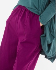 Pantelona-Elastiki-Monochromi-Me-Kathetes-Rafes-Mov-Boddyform-2