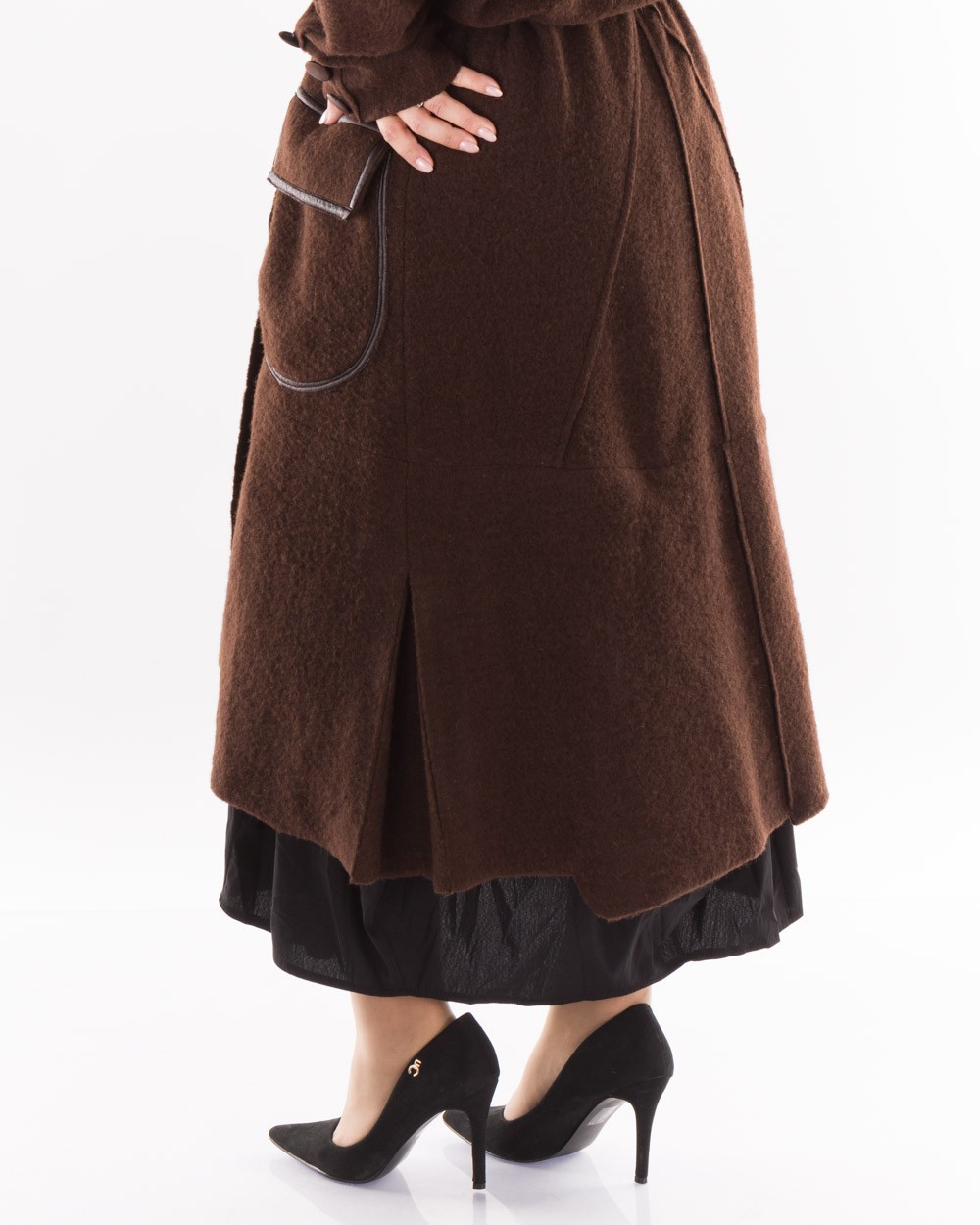 Χειμωνιάτικο Μάλλινο Καφέ Παλτό Με Μεγάλο Γιακά Και λεπτομέρειες στο πλάι
