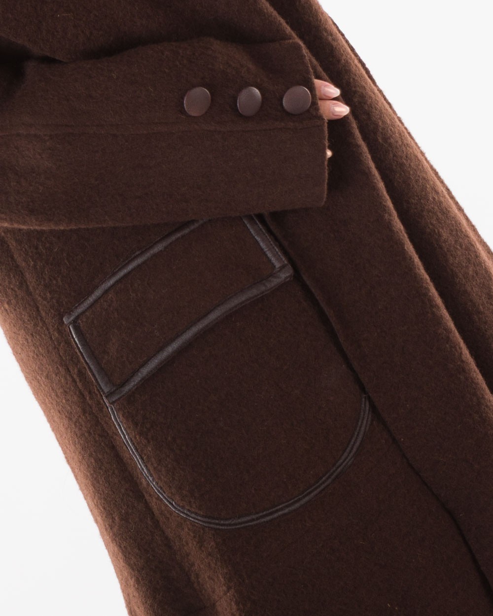 Χειμωνιάτικο Μάλλινο Καφέ Παλτό Με Μεγάλο Γιακά Και λεπτομέρειες στο πλάι