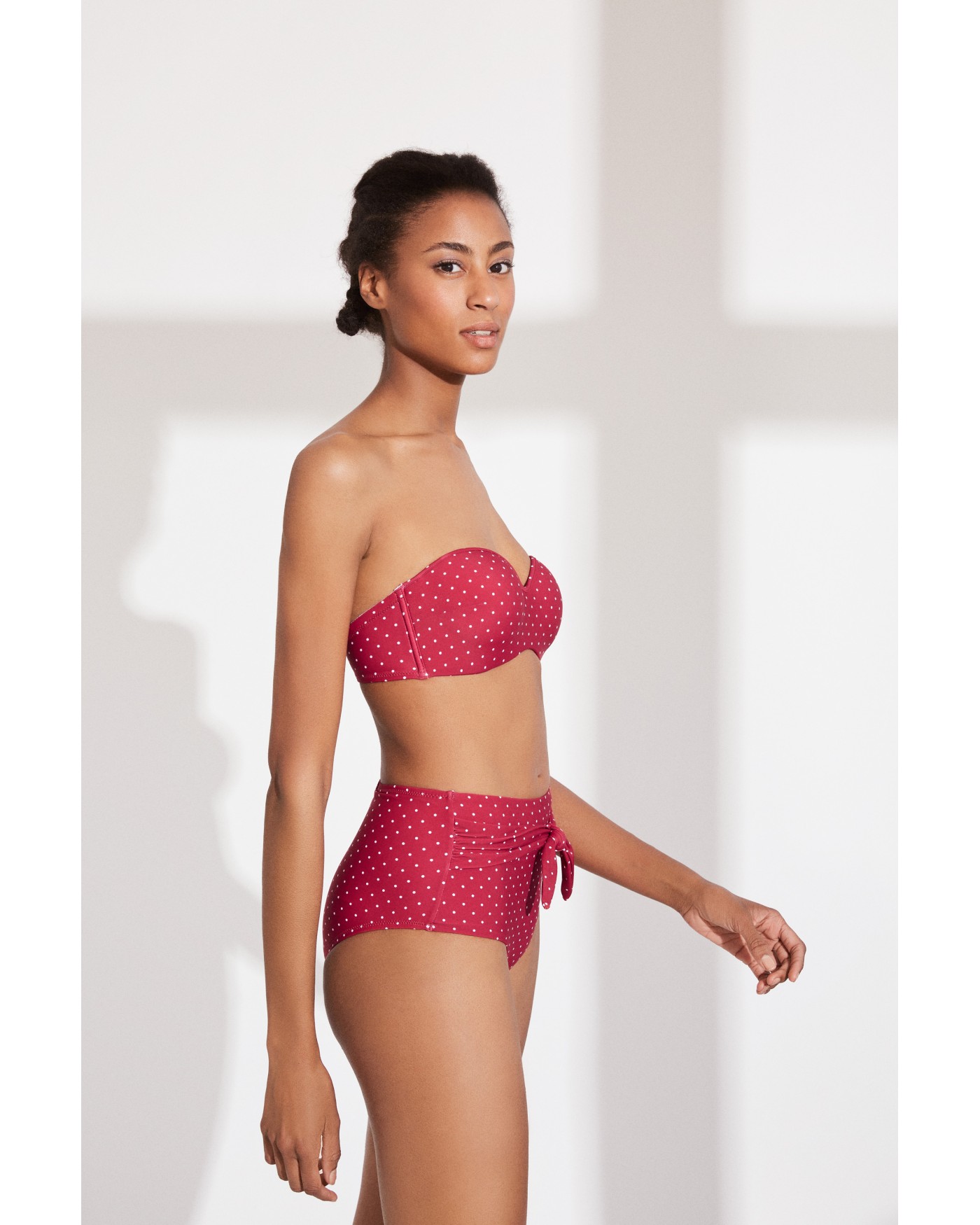 Ψηλόμεσο Σλιπ Μαγιό με Δέσιμο και Πουά