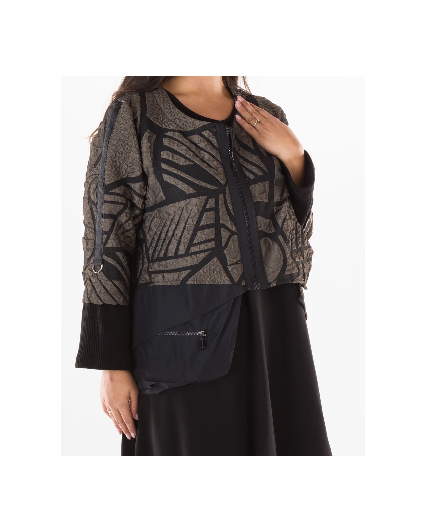 Designer Ζακετάκι με Ιδιαίτερο  Σχέδιο