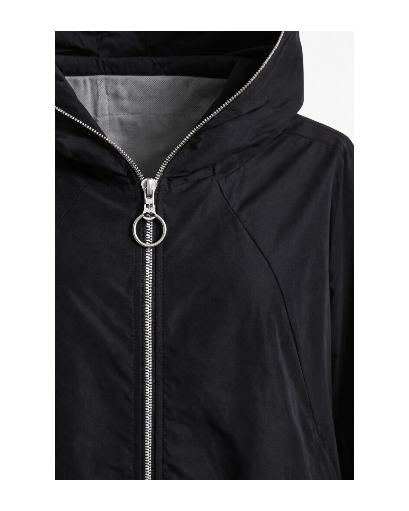Μαύρο Ελαφρύ Μπουφάν Α Γραμμής με Κουκούλα και Μεταλλικό Φερμουάρ